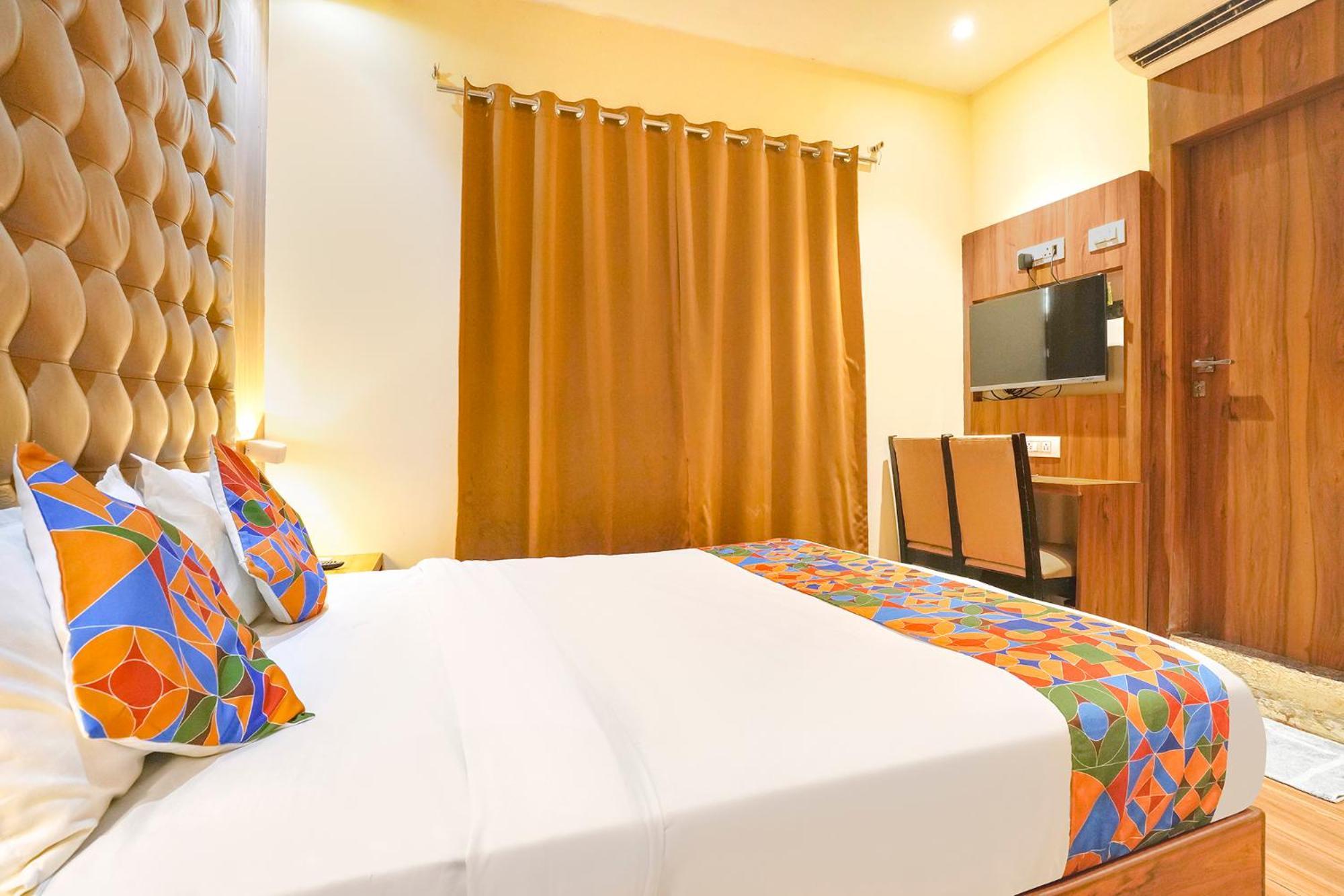 Fabhotel Cozy Inn - Nr Mumbai International Airport — Photos 1